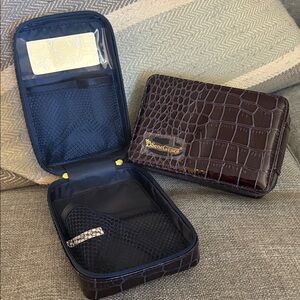 SeneGence Navy Blue Crocodile Pattern Travel Case